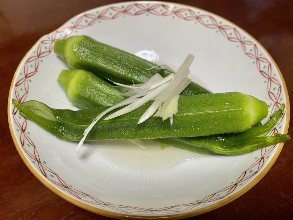 無農薬野菜のミレーのオクラ